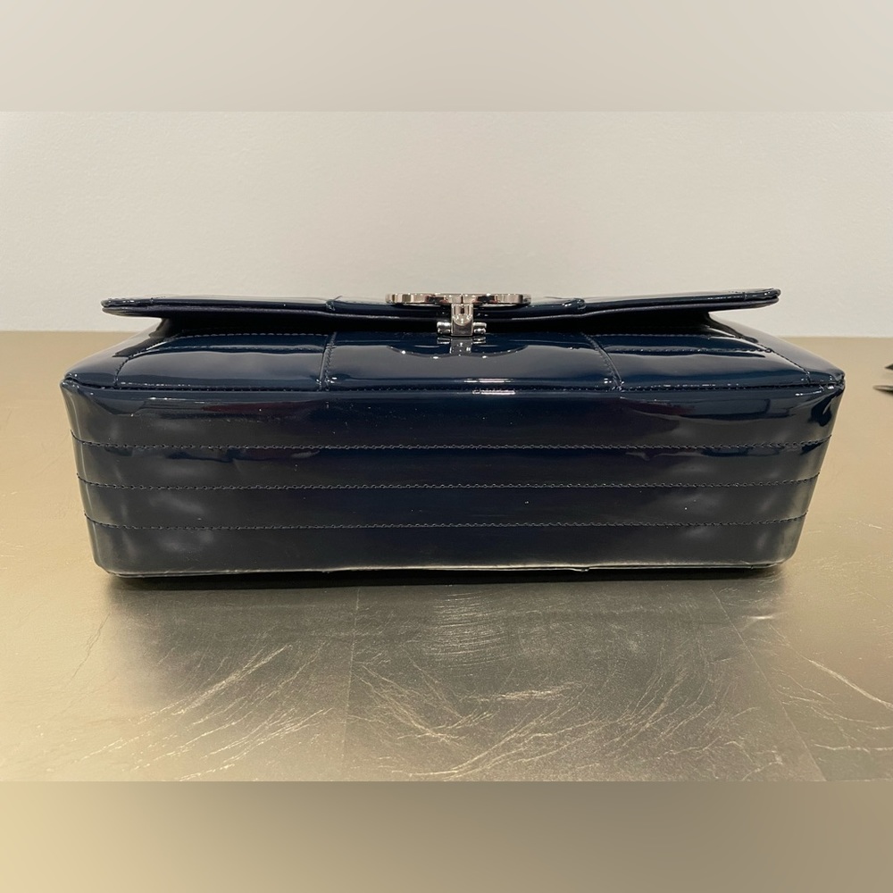 Chanel shoulder bag - Picture 6 of 8